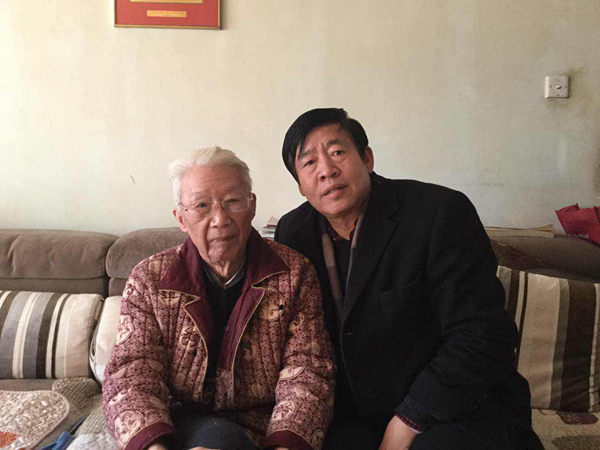 黃熙齡.jpg